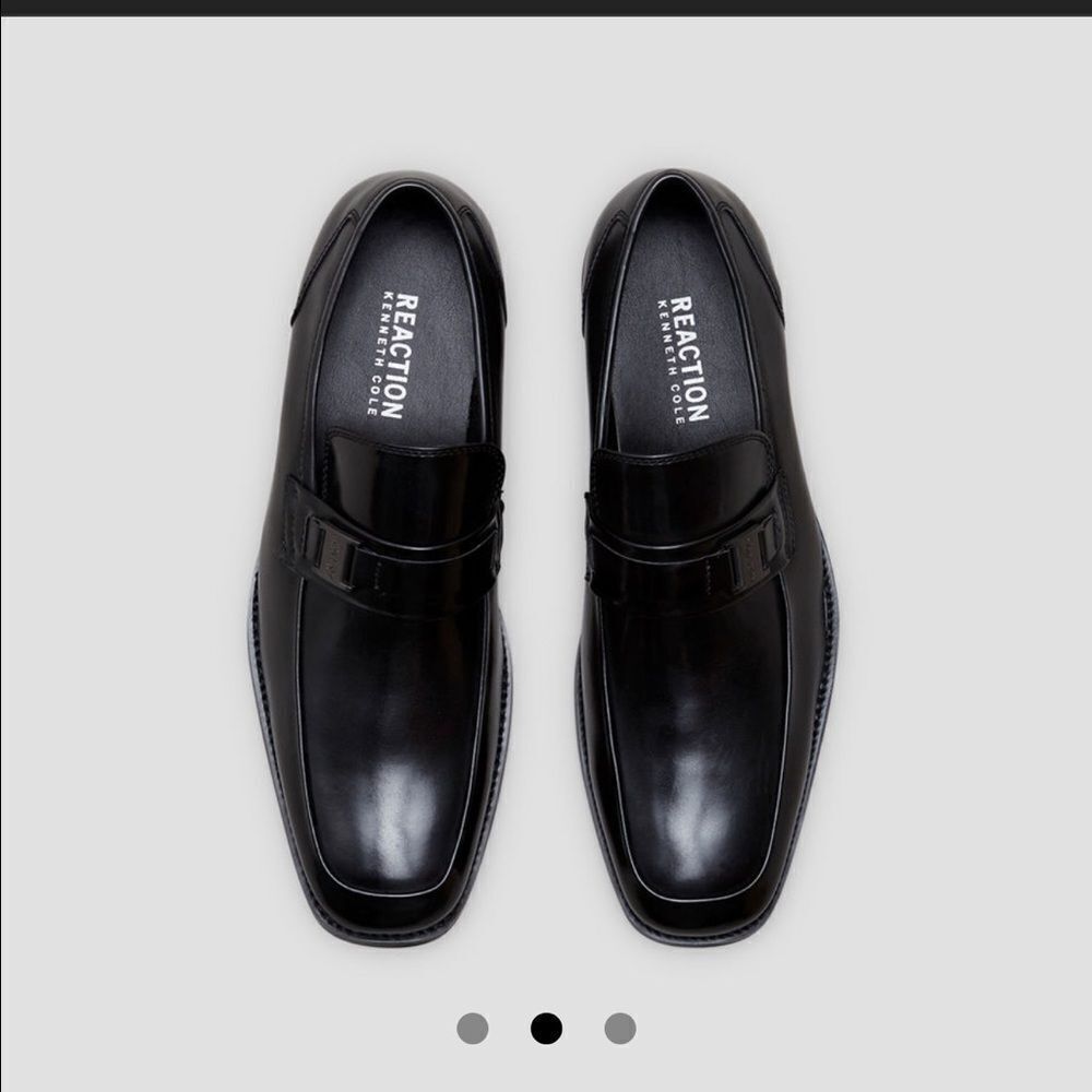 Kenneth Cole NWB  - Picture 2 of 4